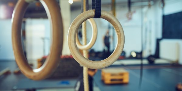 Ringetraining im Fitnessstudio