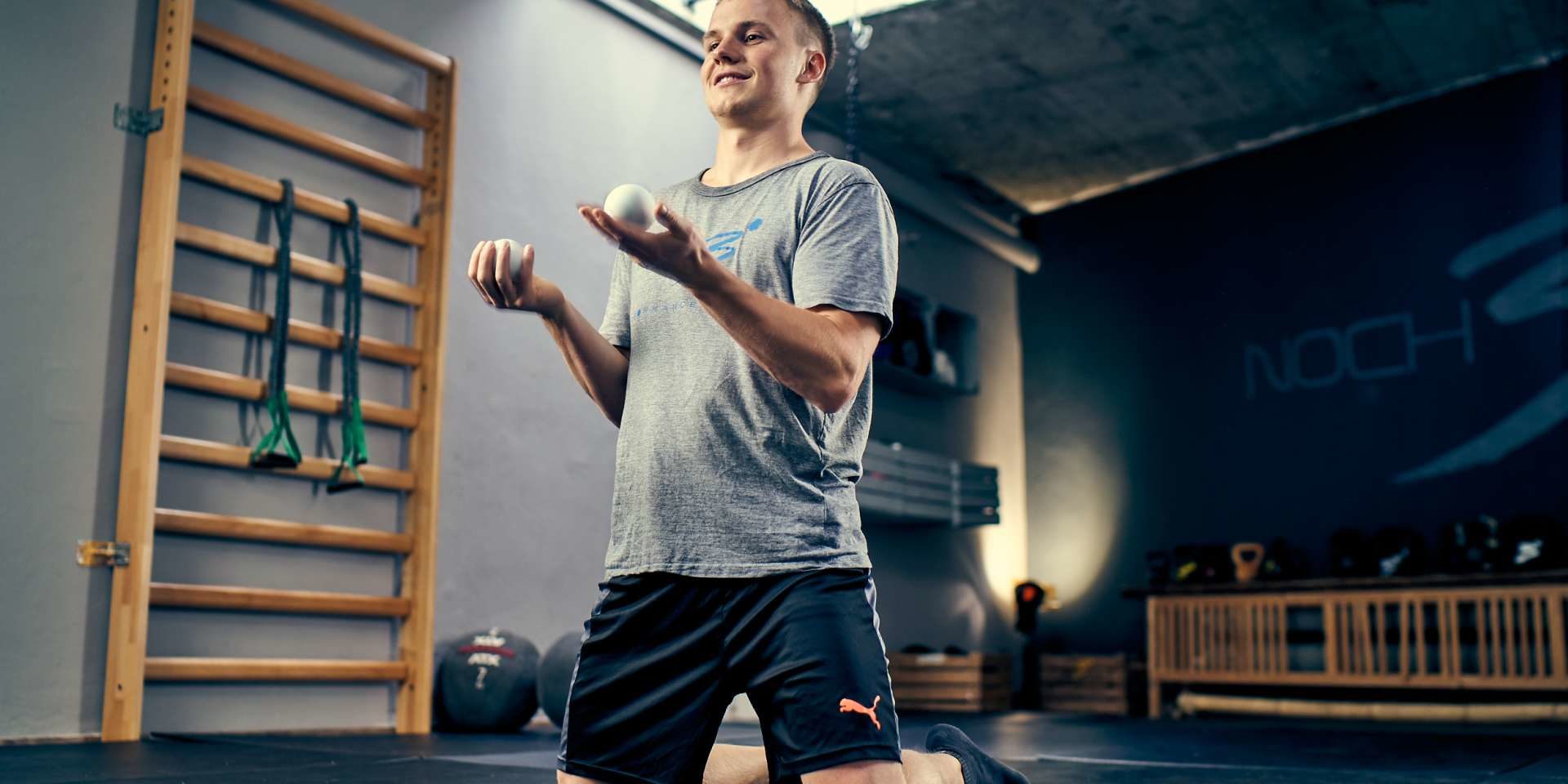 Coach Fabian jongliert im Noch3