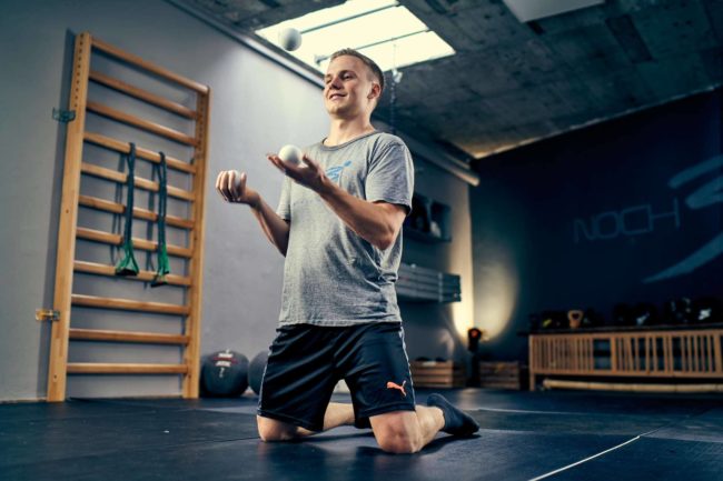 Coach Fabian jongliert im Noch3